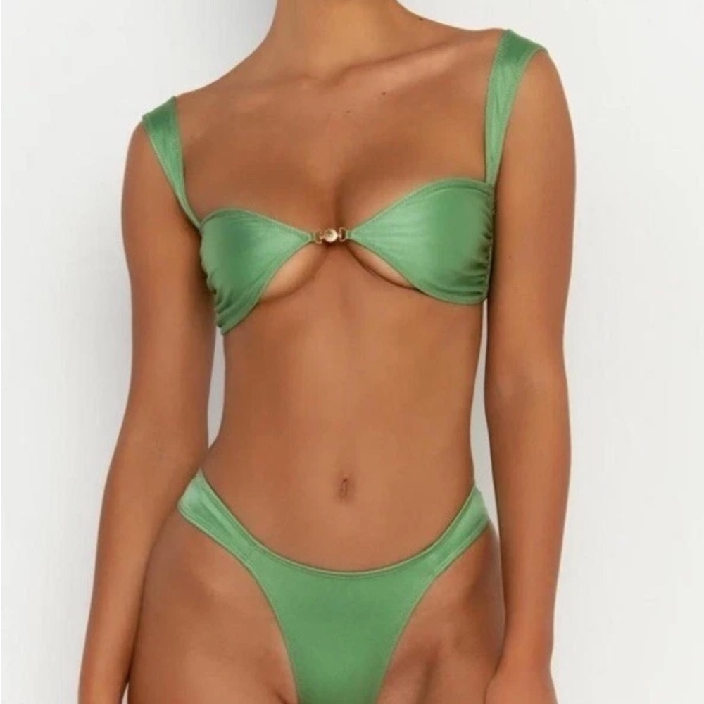 SOMMER SWIM SORIYA BIKINI TOP LARGE